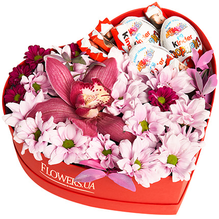 Цветы в коробке "Улыбка" – от Flowers.ua
