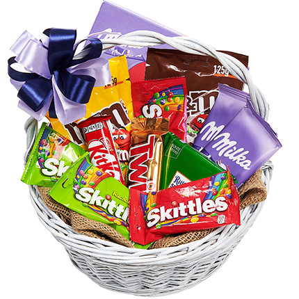 Gift basket "Bright surprise" – from Flowers.ua
