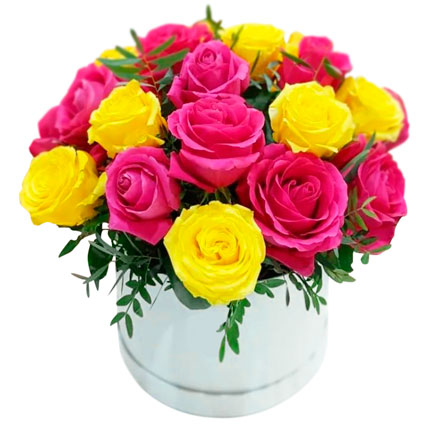 Квіти у коробці "Сюрприз"  - придбати в Україні