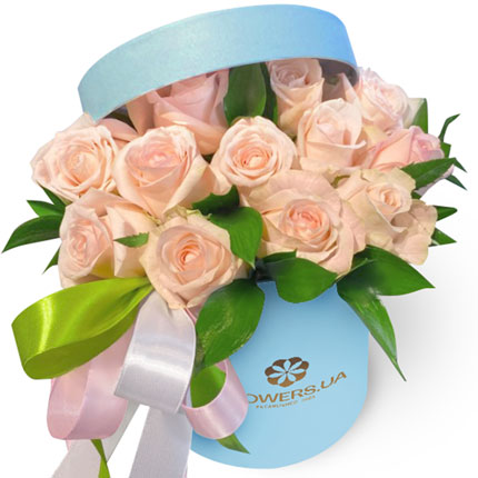 Квіти в коробці "13 троянд Кімберлі"  – придбати в Україні