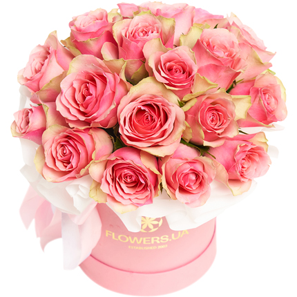 Квіти в коробці "19 троянд Belle Rose" – від Flowers.ua