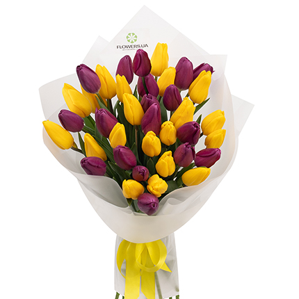 35 жовтих та бузкових тюльпанів  – придбати в Україні