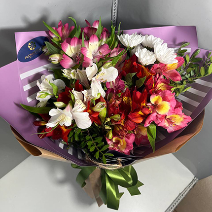 Special Offer! "Seven-flowered" bouquet  – buy in Ukraine