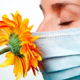 Цветы в больницу – презент для эскулапа и знак внимания для больного