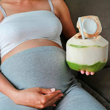 Кокос во время беременности и грудном вскармливании