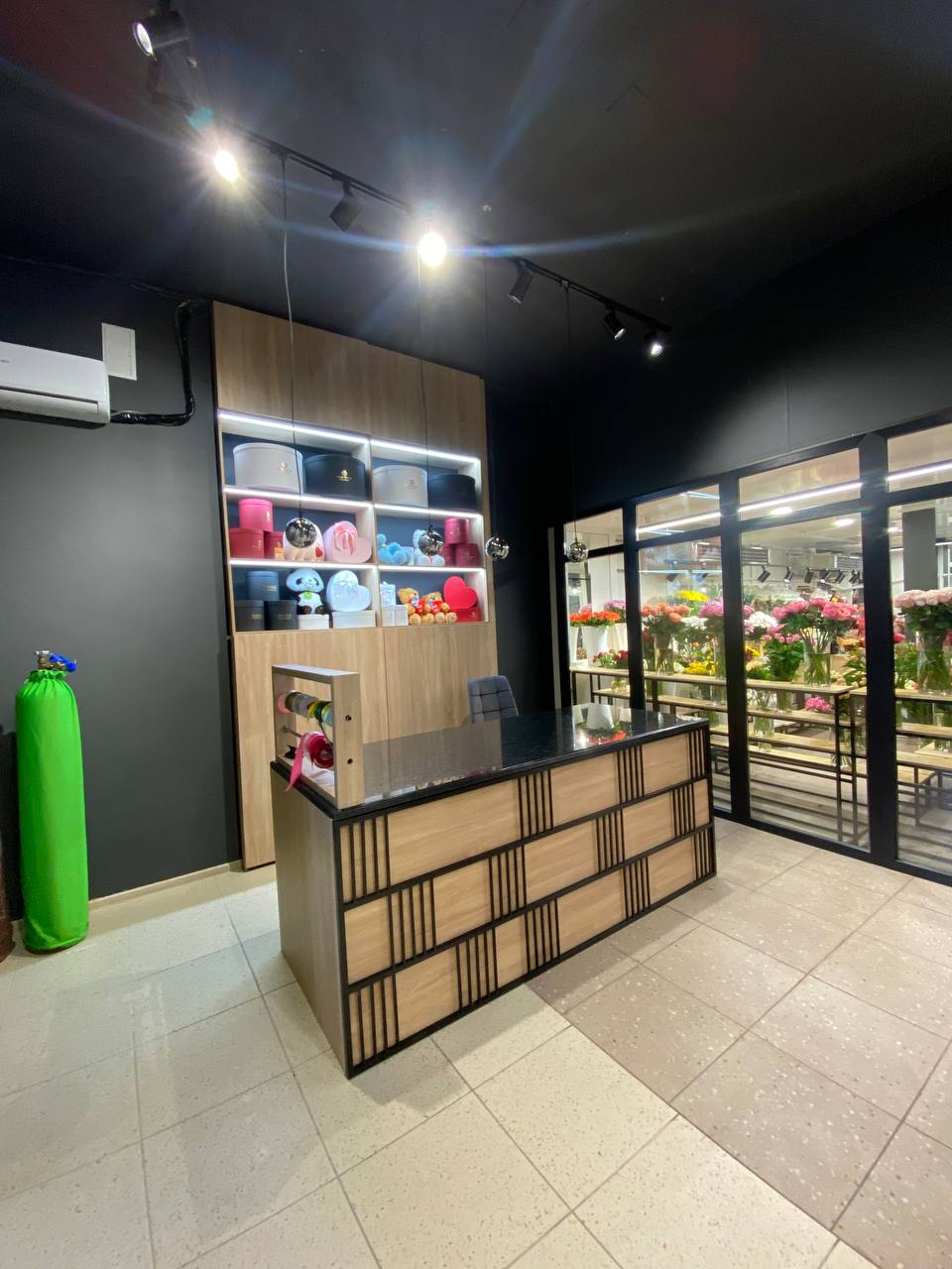 Доставка квітів Івано-Франківськ