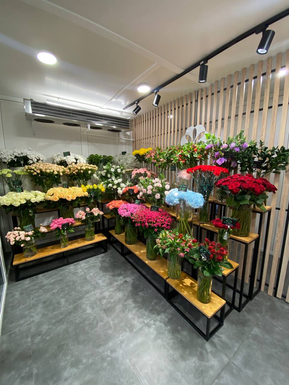 Купити квіти Черкаси