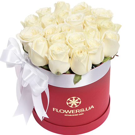 Цветы в коробке "Желанной" – заказать с доставкой