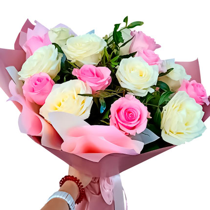 Букет "Комплімент із троянд" - доставка по Україні