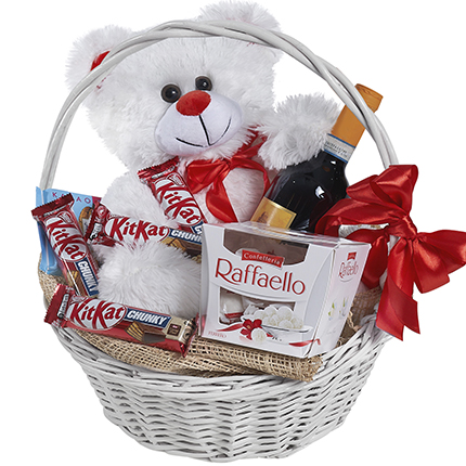 Gift basket "Cupid" – delivery in Ukraine