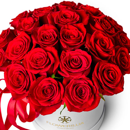 Цветы в коробке "LOVE YOU!" – доставка по Украине