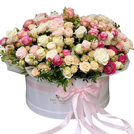 Flowers in the box “My sense of boundlessness” – delivery in Ukraine