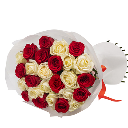 Букет "23 красные и белые розы" – заказать с доставкой