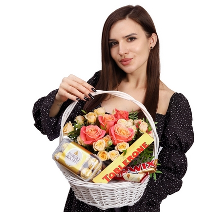 Gift basket “The Best day” – delivery in Ukraine