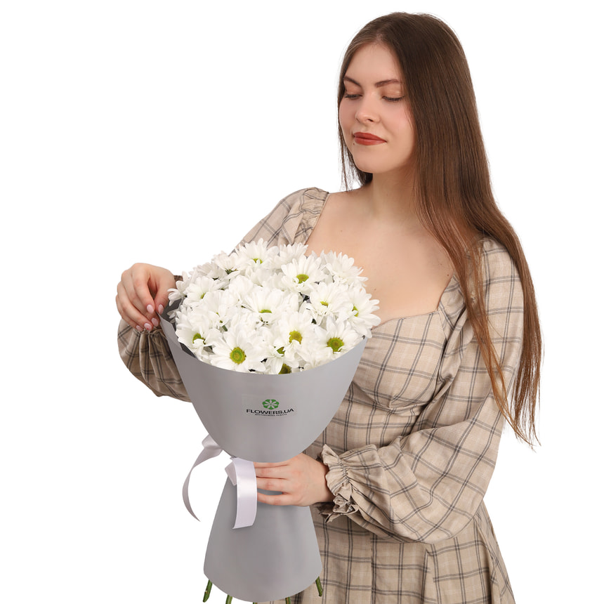 Букет "Кіото" з 5 білих хризантем – доставка по Україні