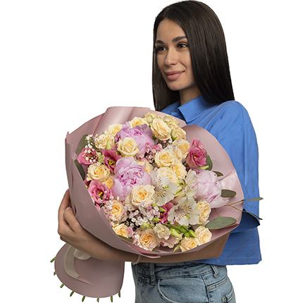 "Listen to my heart" bouquet – delivery in Ukraine