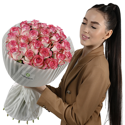 "25 roses Jumilia" bouquet – delivery in Ukraine