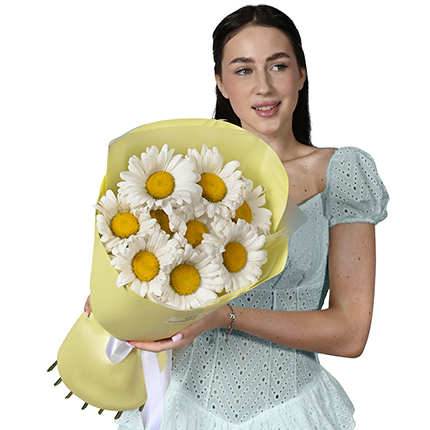 "9 daisies" bouquet – delivery in Ukraine