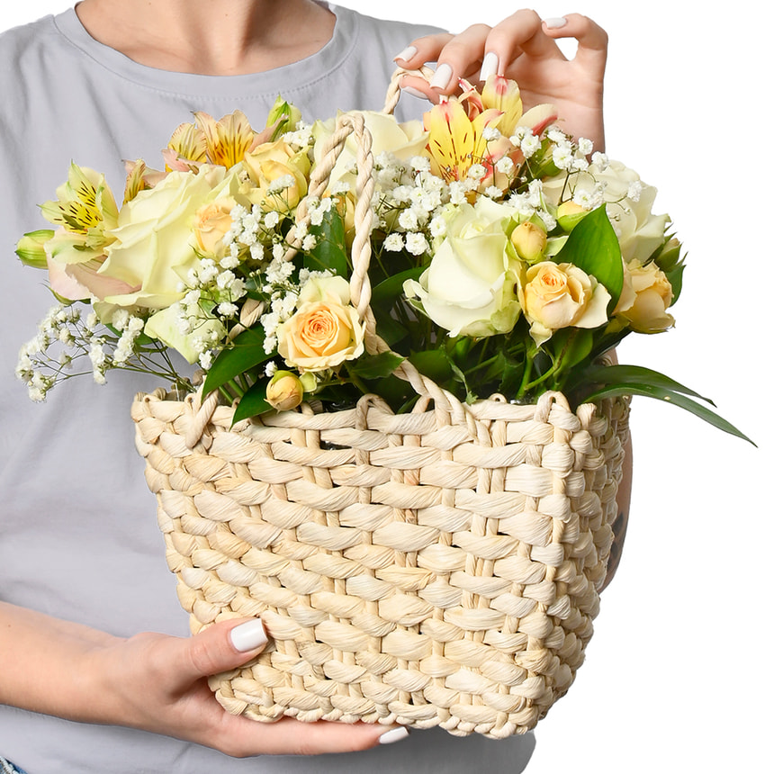 Basket of flowers "Way to the Heart" – delivery in Ukraine