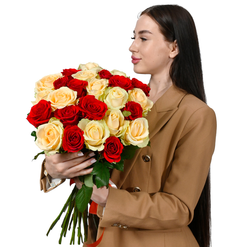 "21 red and cream roses" bouquet – delivery in Ukraine