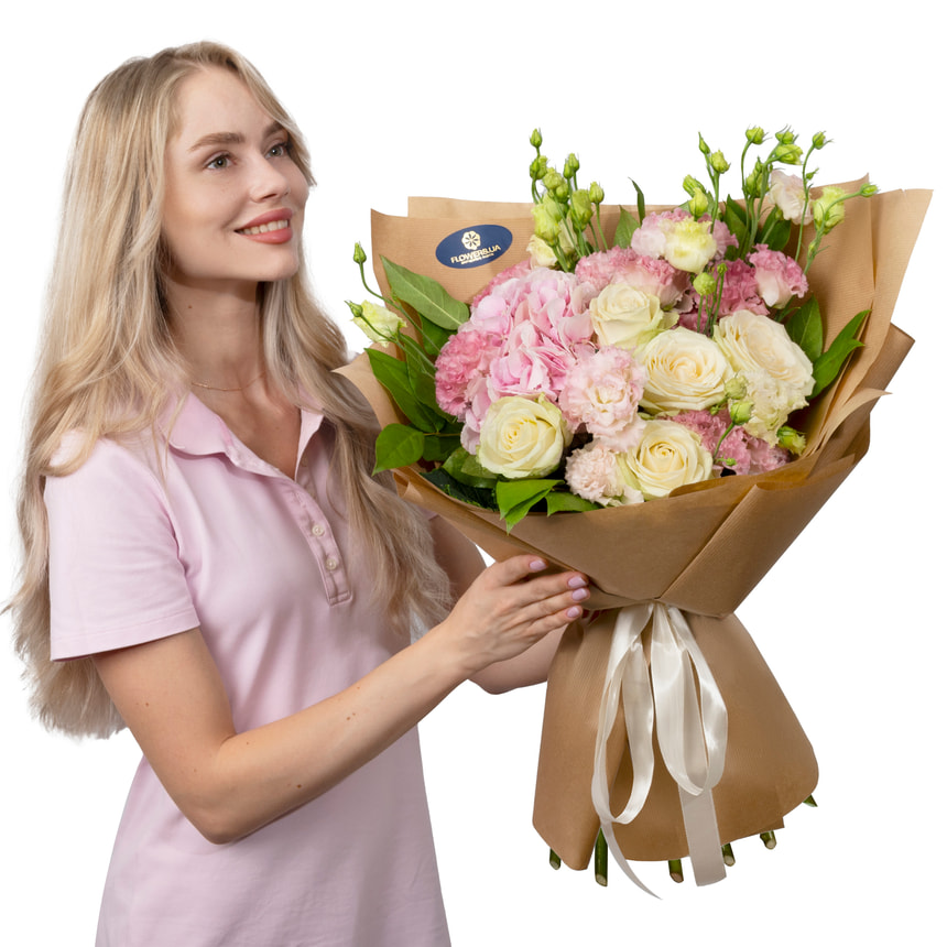 "Pink taste of vanilla" bouquet – delivery in Ukraine