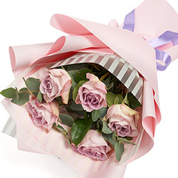 Bouquet of 5 roses "Memory Lane"