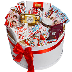 Gift box "Premonition of the holiday"